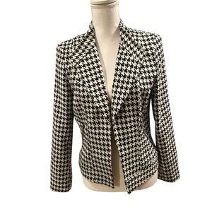 White House Black Market Women's Black and White Houndstooth Jacket 8